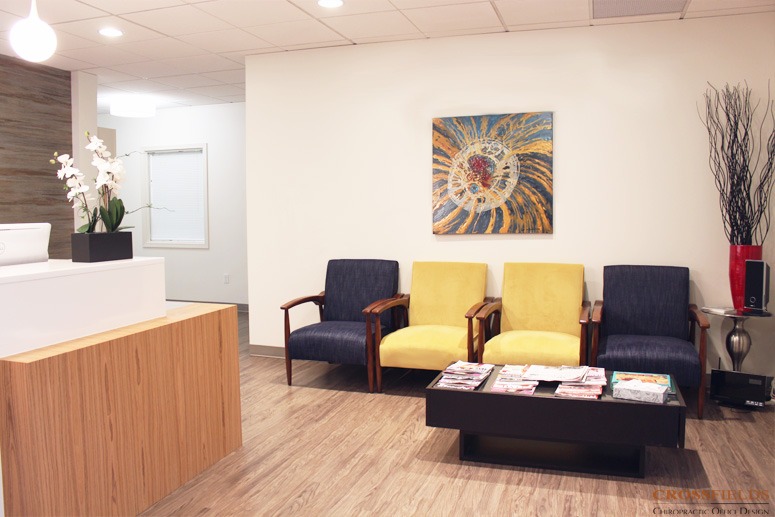 Chiropractor-Reception-Area-chiropractic-office-design