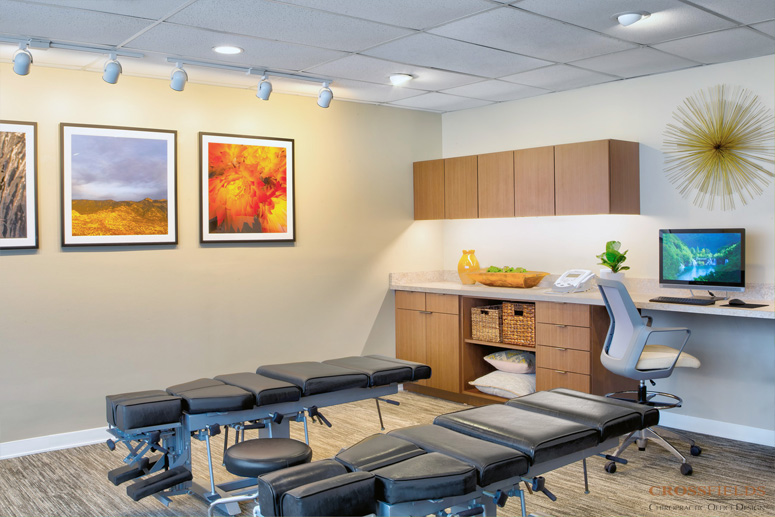 Medical-Clinic-Adjusting-Area-Pictures-chiropractic-clinic-architecture