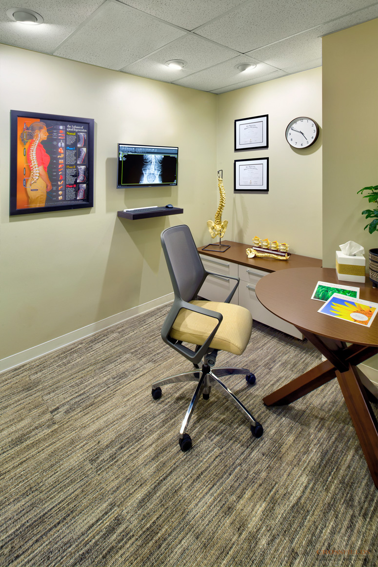 Medical-Clinic-Report-of-Findings-Room-chiropractor-office-design