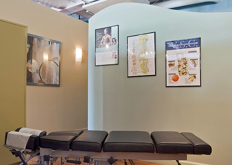 5-cohen-chiropratic-centre-adjusting-bench-chiropractic-clinic-structure