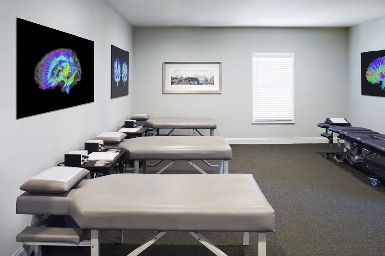 Chiropractic-Neurology-Room-Design-chiropractic-clinic-architecture